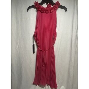 NWT Nicole Miller Women's Sheath Dress Size XL Flower Detail Around Neck Lined